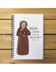 Libreta · Padre Pío "Reza,...